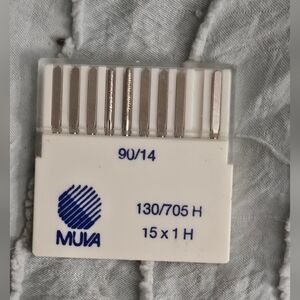 Sewing Machine Needles - Silver